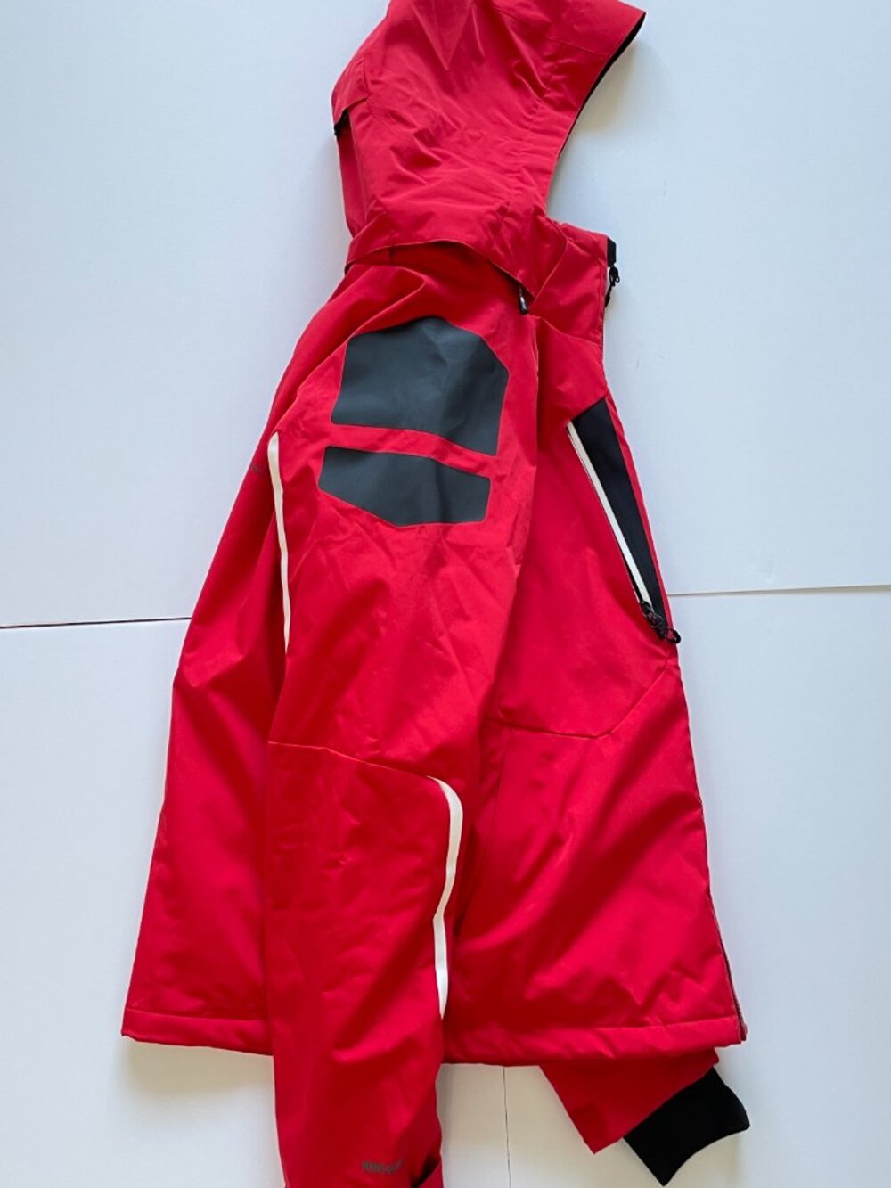 Obermeyer Recco - Ski/Snowboard Jacket - Red/Black - Mens - Small - Reflector  l